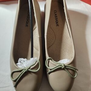 Beige Ballet Flats with Bow